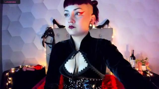 Image 6 of zoe_davis7 Stream on Chaturbate on 16 months ago