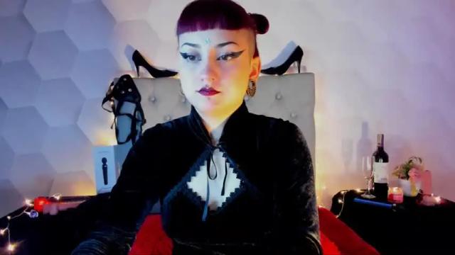 Image 4 of zoe_davis7 Stream on Chaturbate on 16 months ago
