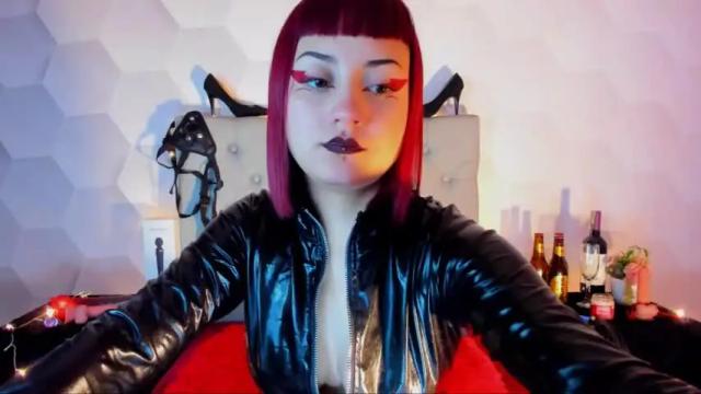 Image 11 of zoe_davis7 Stream on Chaturbate on 16 months ago