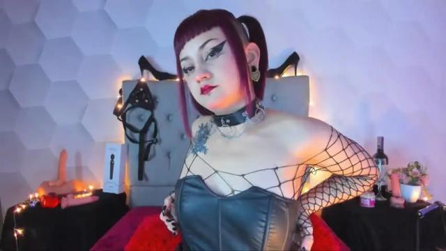 Image 12 of zoe_davis7 Stream on Chaturbate on 15 months ago