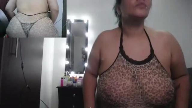 Image 7 of zoe_hotxxx Stream on Chaturbate on 2 days ago