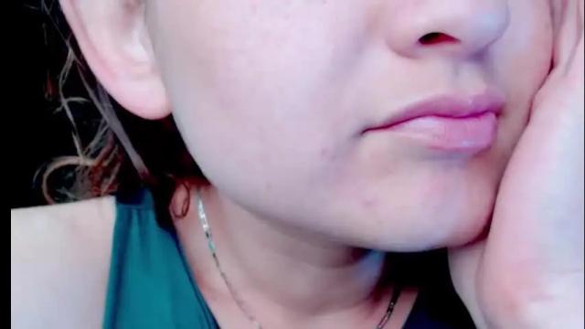 Image 2 of zoe_jones2 Stream on Chaturbate on 1 month ago