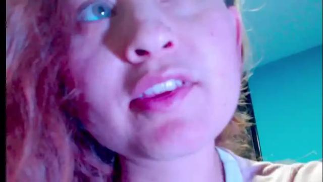 Image 12 of zoe_jones2 Stream on Chaturbate on 3 days ago