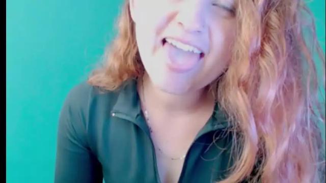 Image 12 of zoe_jones2 Stream on Chaturbate on 3 months ago