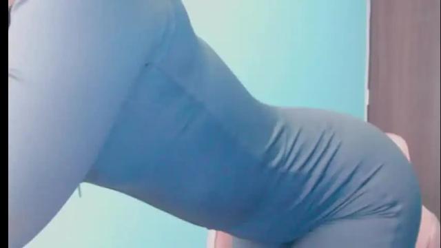 Image 3 of zoe_jones2 Stream on Chaturbate on 3 months ago