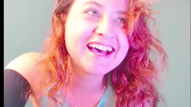 Image 3 of zoe_jones2 Stream on Chaturbate on 3 months ago