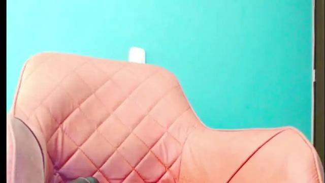 Image 10 of zoe_jones2 Stream on Chaturbate on 2 months ago