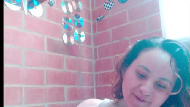 Image 3 of zoe_jones2 Stream on Chaturbate on 1 month ago