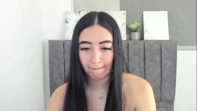 Image 10 of zoe_jones7 Stream on Chaturbate on 2 months ago