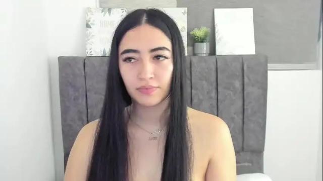 Image 12 of zoe_jones7 Stream on Chaturbate on 2 months ago
