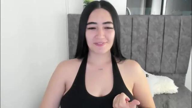 Image 2 of zoe_jones7 Stream on Chaturbate on 2 months ago