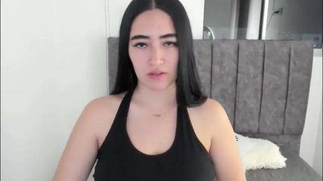 Image 4 of zoe_jones7 Stream on Chaturbate on 2 months ago
