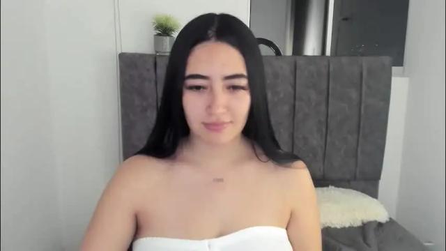 Image 6 of zoe_jones7 Stream on Chaturbate on 2 months ago