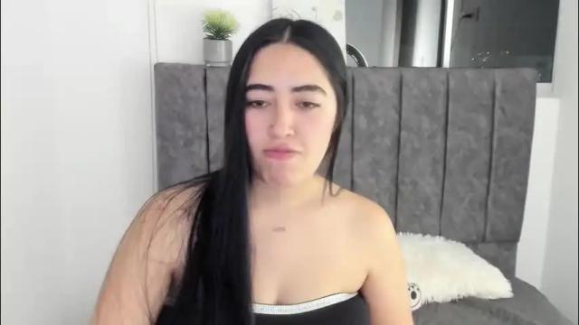 Image 10 of zoe_jones7 Stream on Chaturbate on 2 months ago