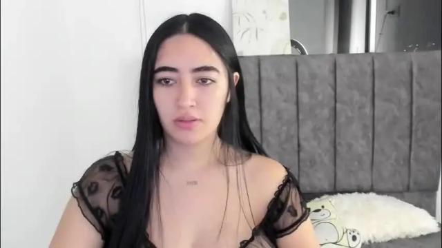 Image 3 of zoe_jones7 Stream on Chaturbate on 1 month ago