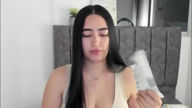 Thumbnail 1, zoe_jones7's Stream at Chaturbate, 1 month ago