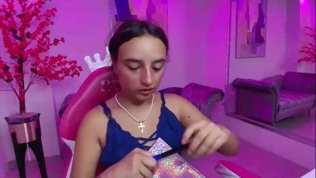 Image 8 of zoe_jonexs_ Stream on Chaturbate on 1 month ago