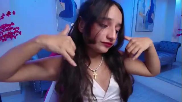 Image 12 of zoe_jonexs_ Stream on Chaturbate on 1 month ago