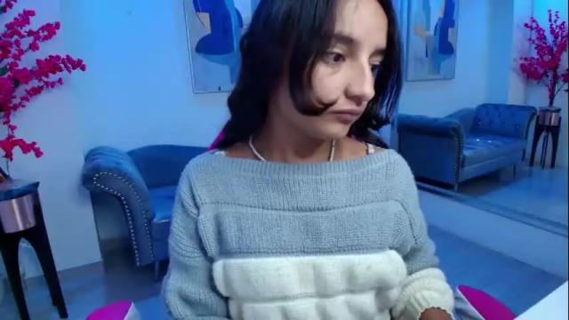 Image 7 of zoe_jonexs_ Stream on Chaturbate on 1 month ago