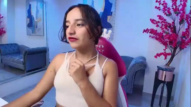 Image 10 of zoe_jonexs_ Stream on Chaturbate on 1 month ago