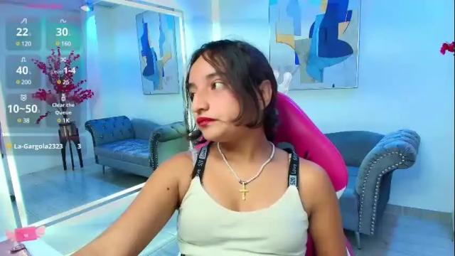 Image 8 of zoe_jonexs_ Stream on Chaturbate on 12 days ago