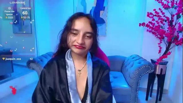 Image 7 of zoe_jonexs_ Stream on Chaturbate on 9 days ago