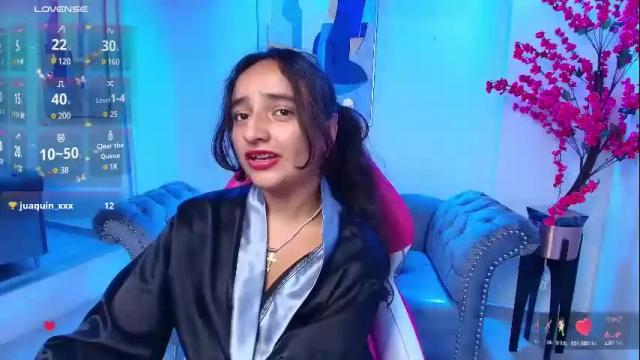 Image 8 of zoe_jonexs_ Stream on Chaturbate on 9 days ago