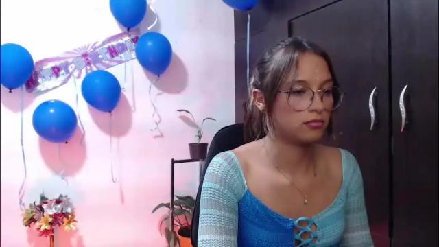 Thumbnail 1, zoe_khall's Stream at Chaturbate, 1 month ago