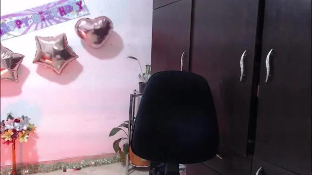 Image 8 of zoe_khall Stream on Chaturbate on 1 month ago