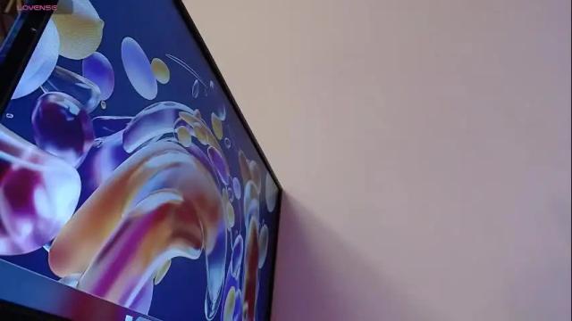 Image 11 of zoe_life30 Stream on Chaturbate on 4 months ago