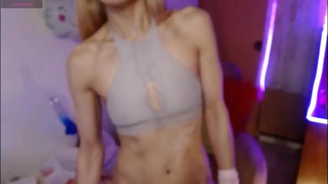 Image 2 of zoe_life30 Stream on Chaturbate on 2 months ago