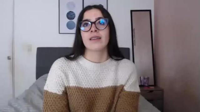 Image 12 of zoe_mill33r Stream on Chaturbate on 12 months ago