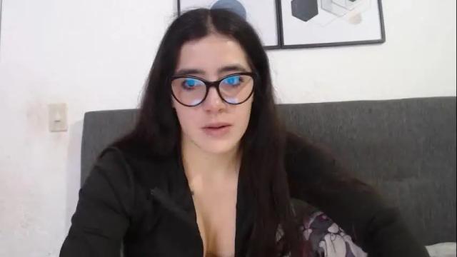Image 10 of zoe_mill33r Stream on Chaturbate on 23 days ago