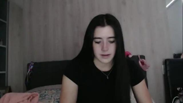 Image 8 of zoe_mill33r Stream on Chaturbate on 4 months ago