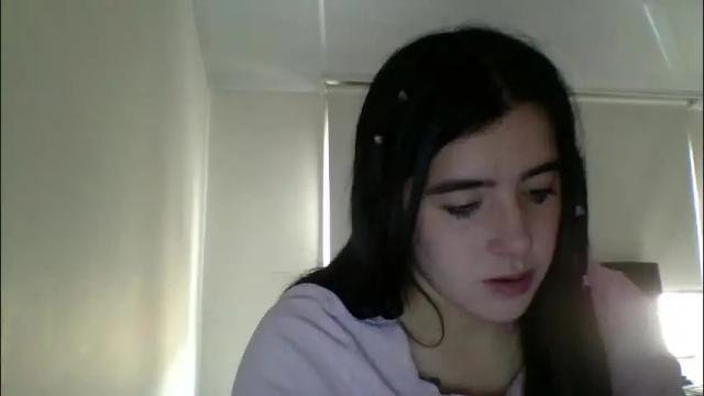 Image 7 of zoe_mill33r Stream on Chaturbate on 1 month ago