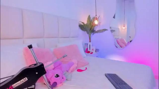 Image 3 of zoe_rivers Stream on Chaturbate on 2 months ago