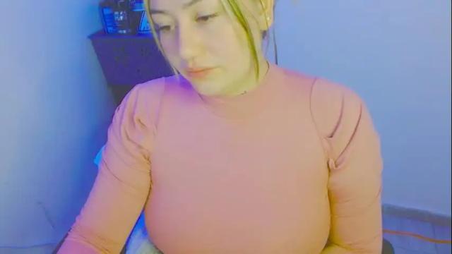 Image 2 of zoe_sexy69 Stream on Chaturbate on 1 month ago