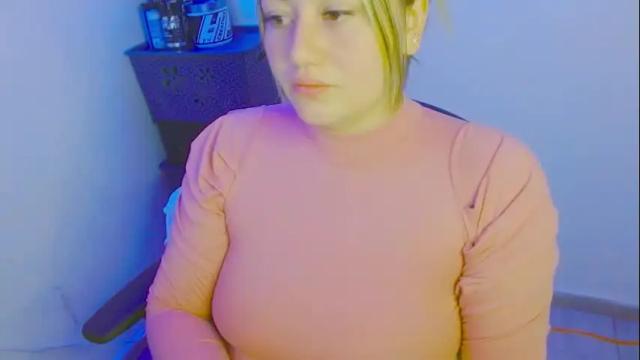 Image 4 of zoe_sexy69 Stream on Chaturbate on 1 month ago
