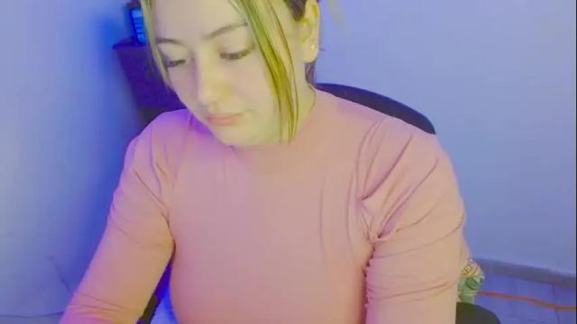 Image 8 of zoe_sexy69 Stream on Chaturbate on 1 month ago