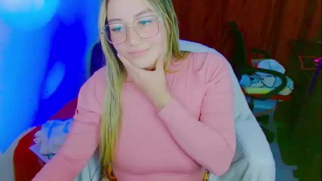 Image 2 of zoe_sexy69 Stream on Chaturbate on 7 days ago