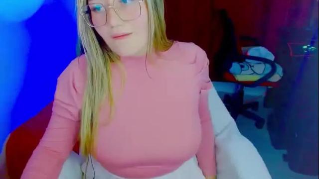 Image 8 of zoe_sexy69 Stream on Chaturbate on 7 days ago