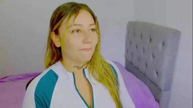 Image 6 of zoe_sexy69 Stream on Chaturbate on 1 month ago