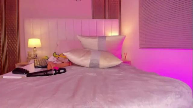 Image 2 of zoe_sky_ Stream on Chaturbate on 1 day ago