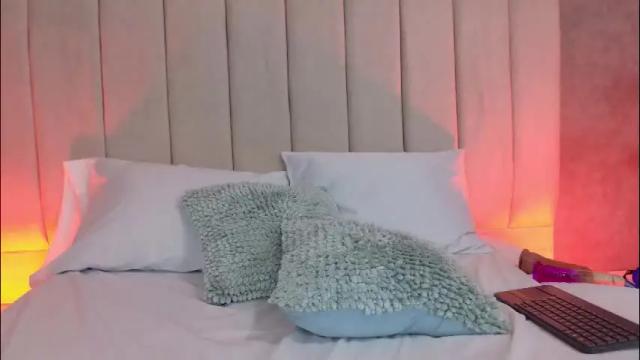 Image 4 of zoe_stargb Stream on Chaturbate on 4 months ago