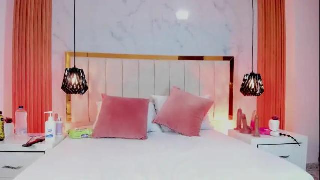 Image 2 of zoe_stargb Stream on Chaturbate on 4 months ago