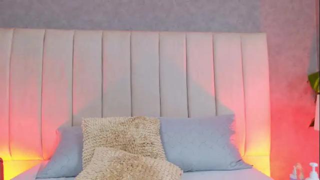 Image 3 of zoe_stargb Stream on Chaturbate on 4 months ago