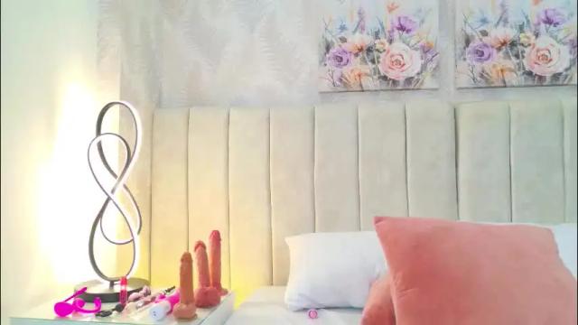 Thumbnail 3, zoe_stargb's Stream at Chaturbate, 2 months ago