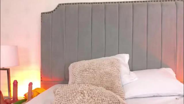 Image 10 of zoe_stargb Stream on Chaturbate on 2 months ago