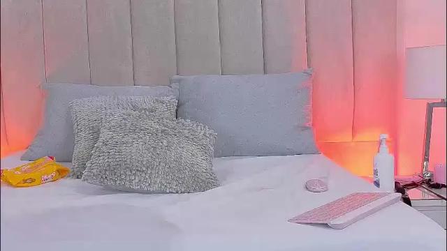 Image 7 of zoe_stargb Stream on Chaturbate on 2 months ago