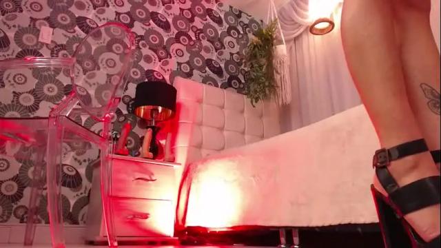 Image 11 of zoe_vixen Stream on Chaturbate on 3 months ago